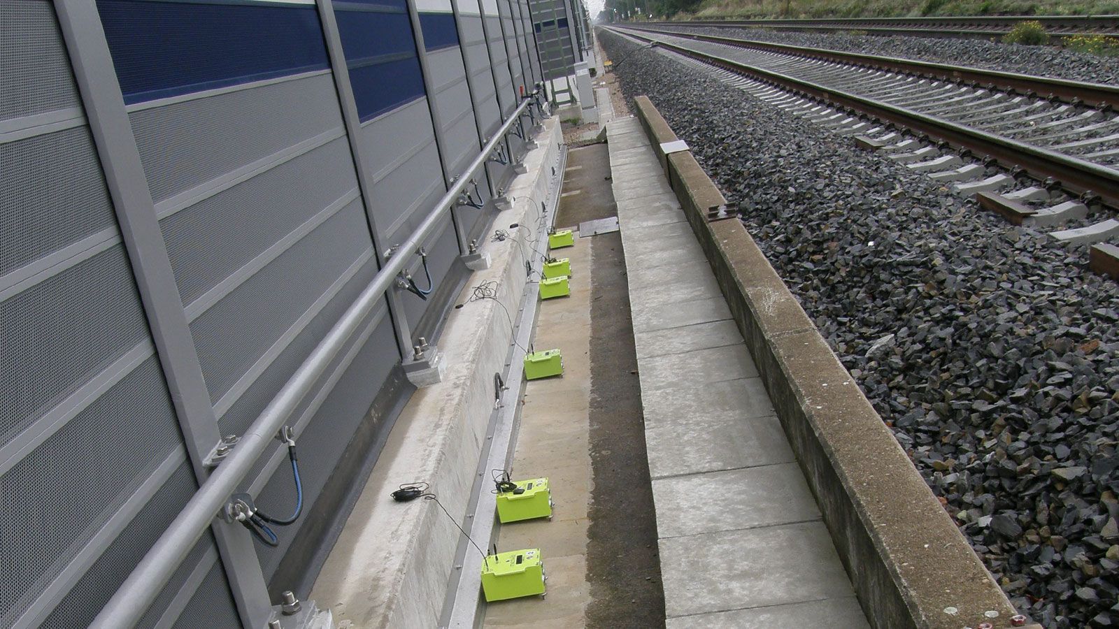 DIN 45672: Vibration measurement on railway lines